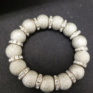 Silver circle diamond bracelet